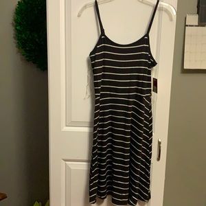 SO black striped sundress